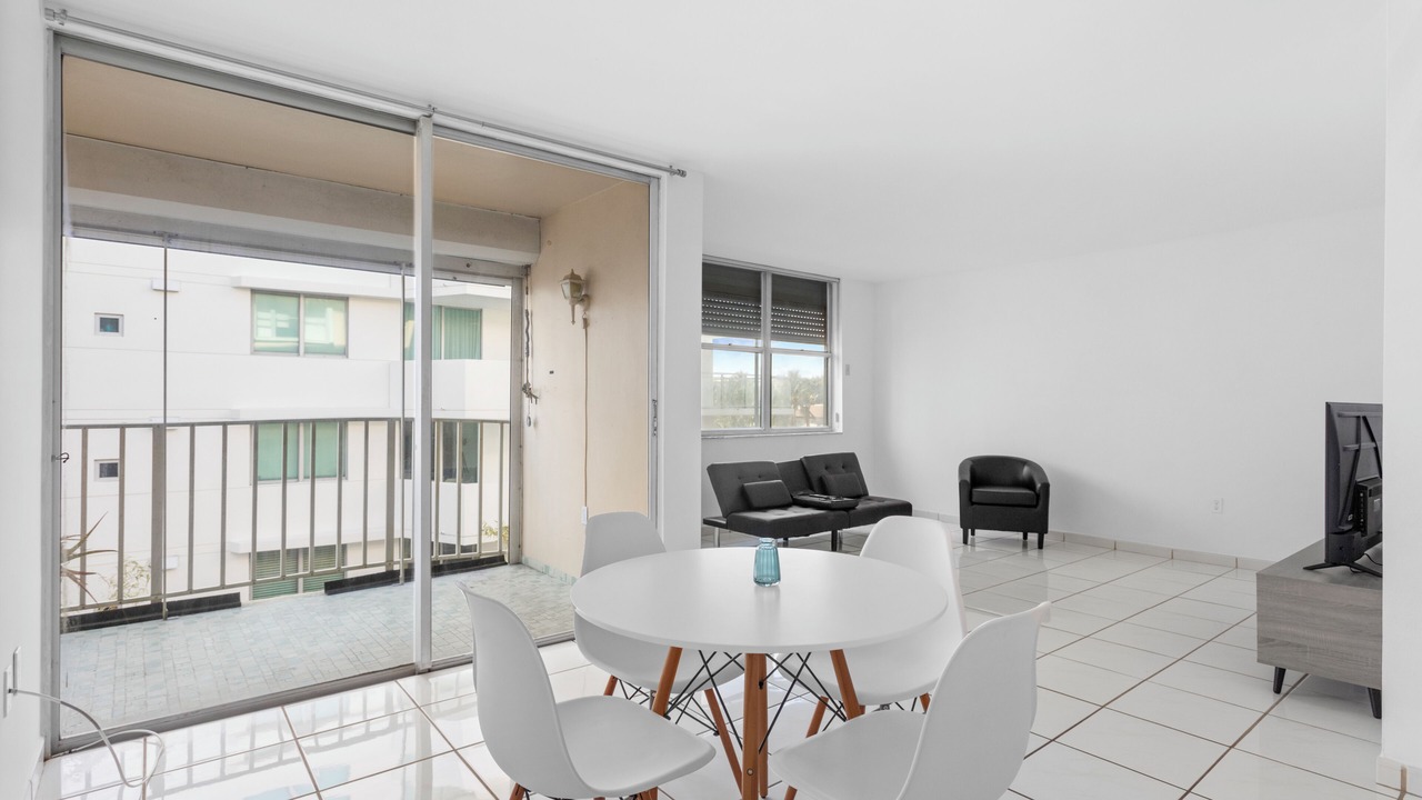 Photo of Patio Balcony in Bay Harbor Islands
