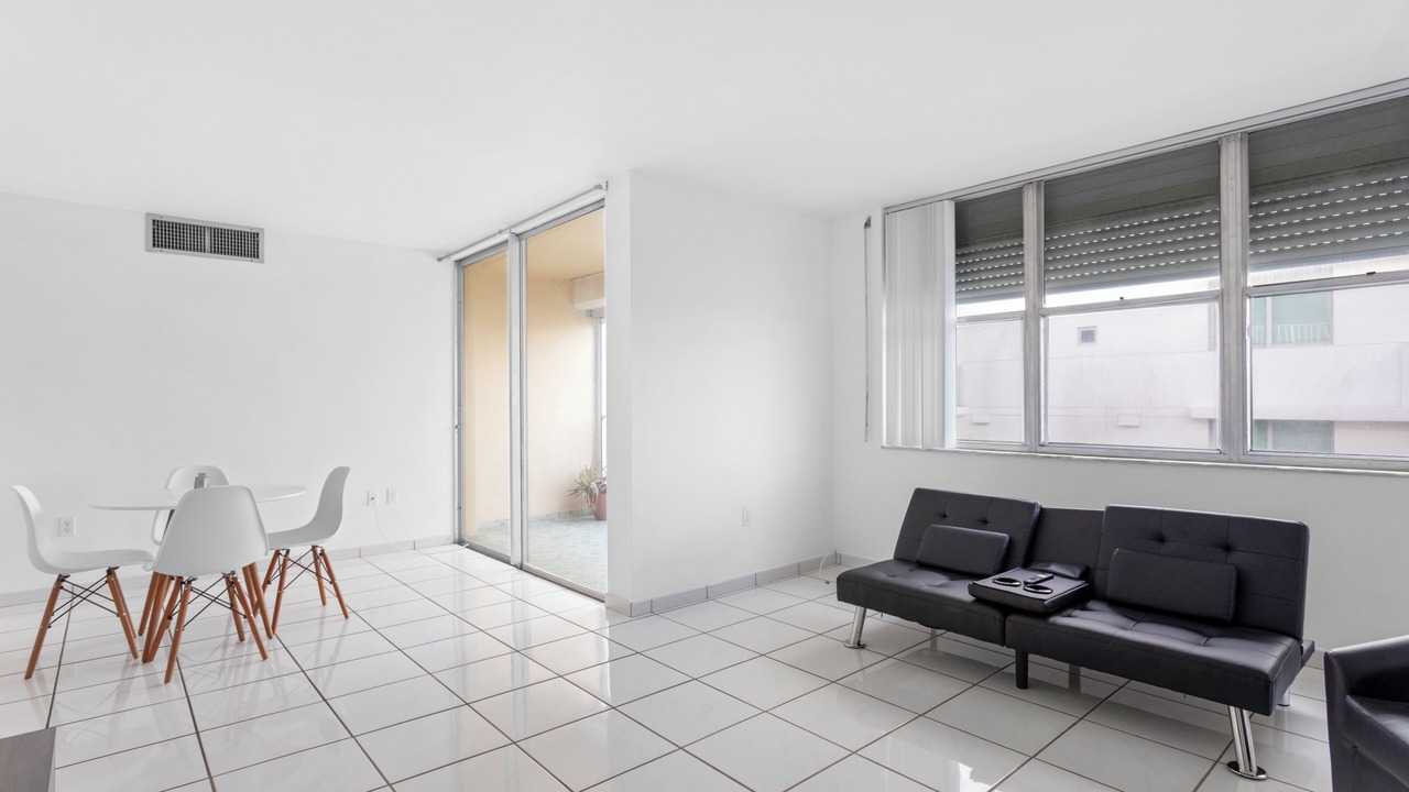 Photo of Patio Balcony in Bay Harbor Islands