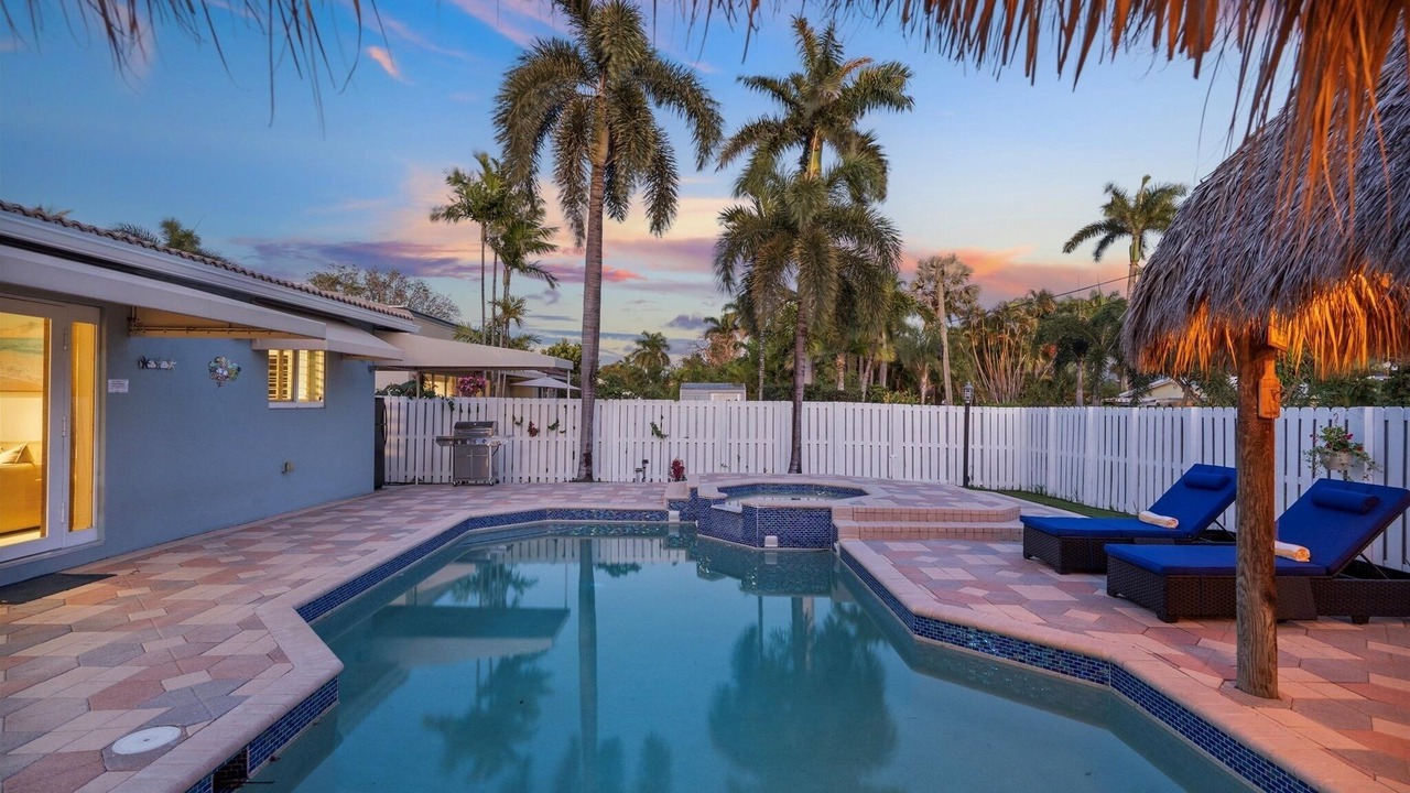 Photo of Outdoor in Royal Poinciana