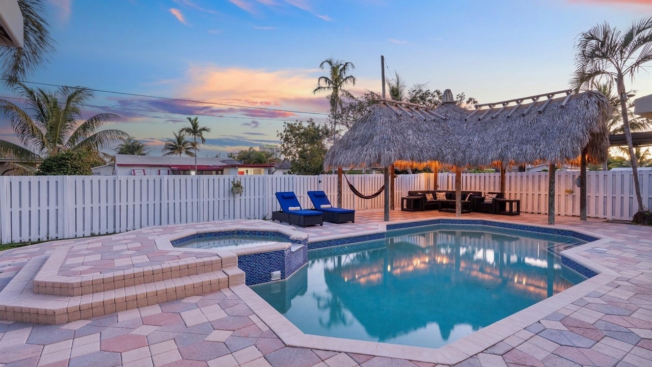 Photo of Outdoor in Royal Poinciana