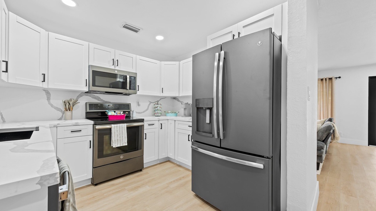 Photo of Kitchen in Lauderhill