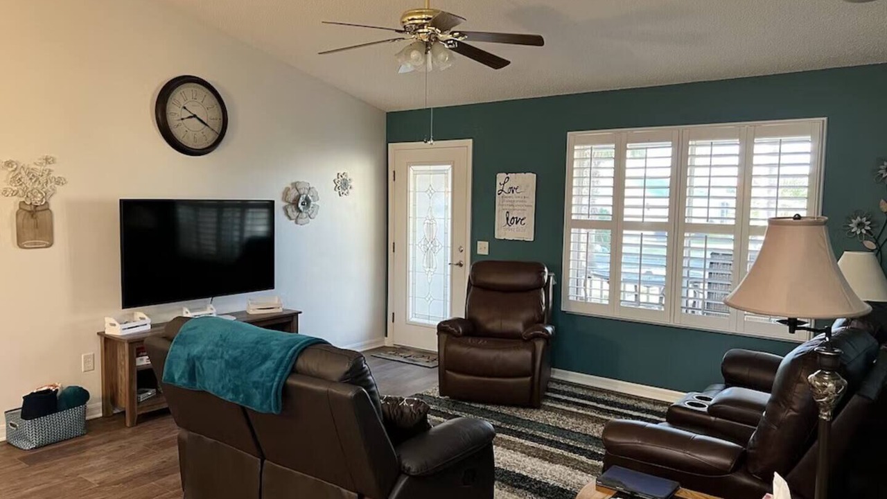 Photo of Livingroom in Duval