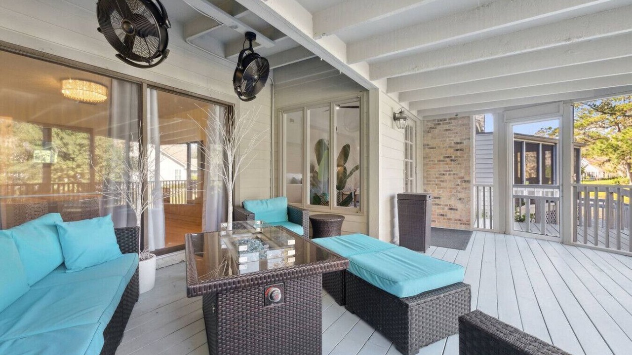 Photo of Patio Balcony in Palm Valley
