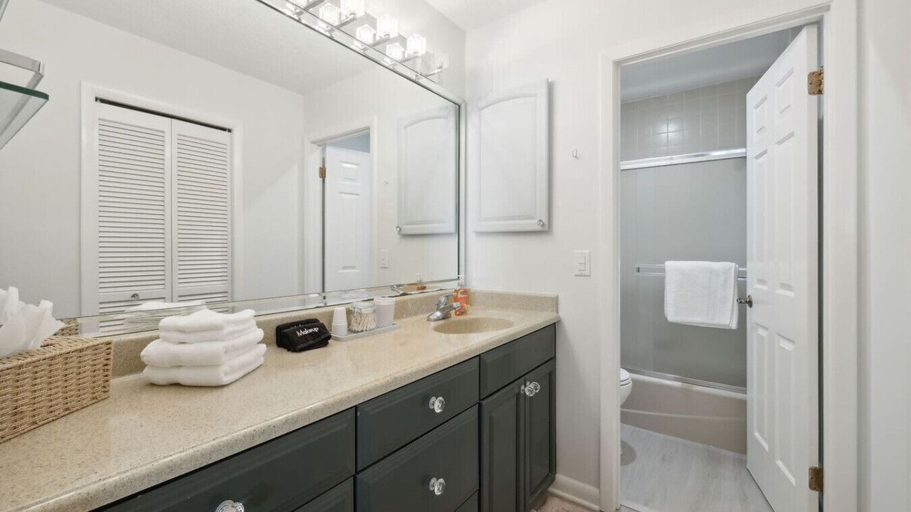 Photo of Bathroom in Palm Valley