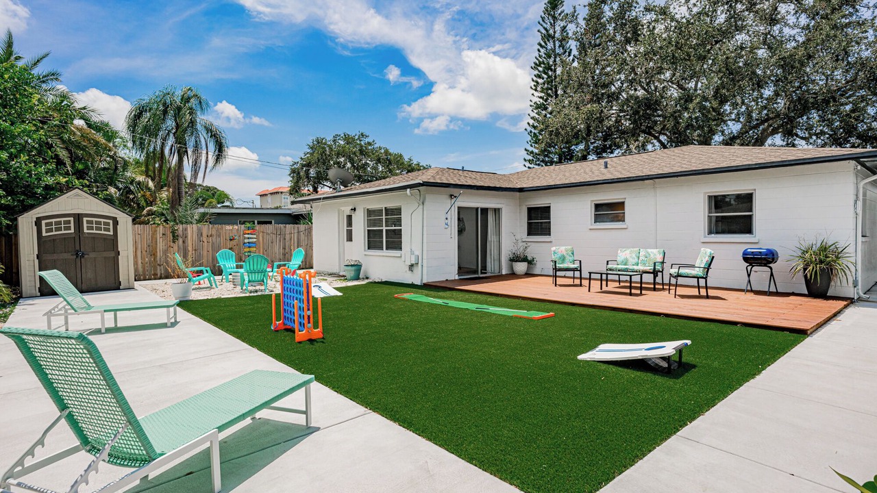 Photo of Patio Balcony in South Pinellas Community Council