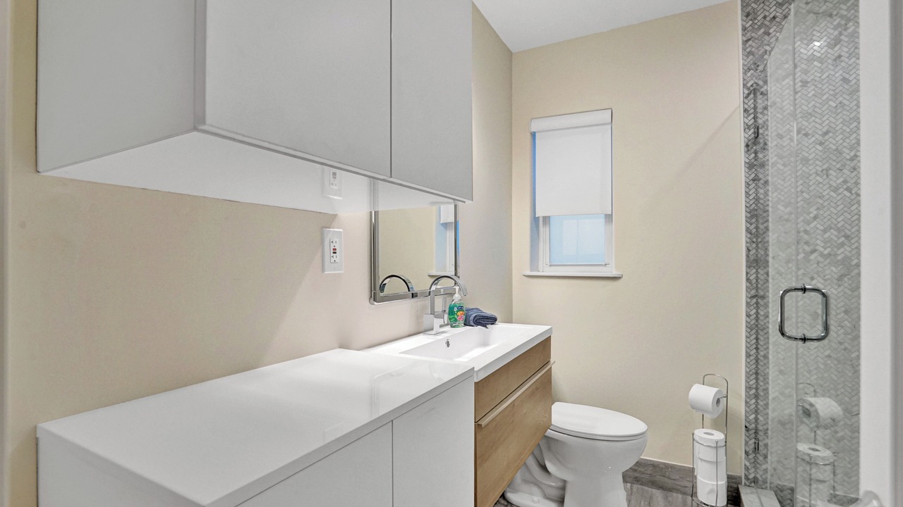 Photo of Bathroom in Victoria Park