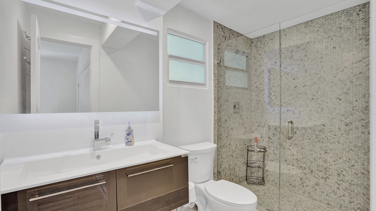 Photo of Bathroom in Victoria Park