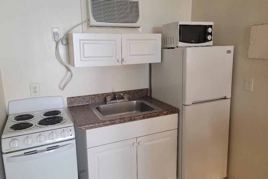 Photo of Kitchen in Old Northwood Historic District
