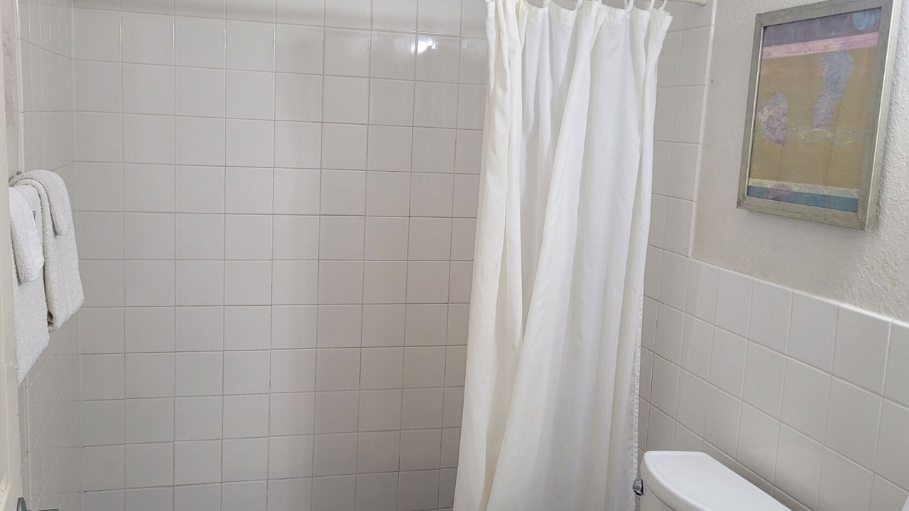 Photo of Bathroom in Old Northwood Historic District