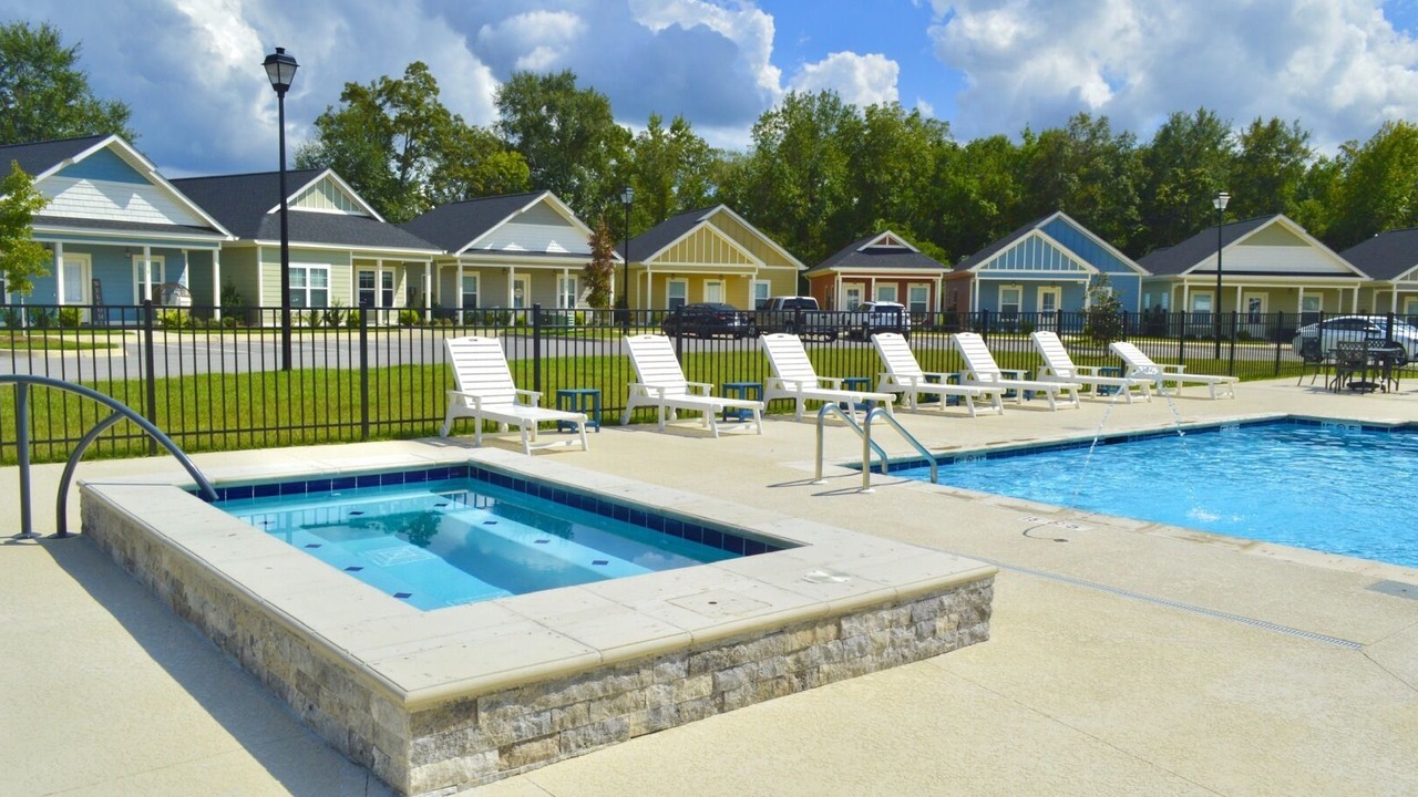 Photo of Outdoor in Midland City