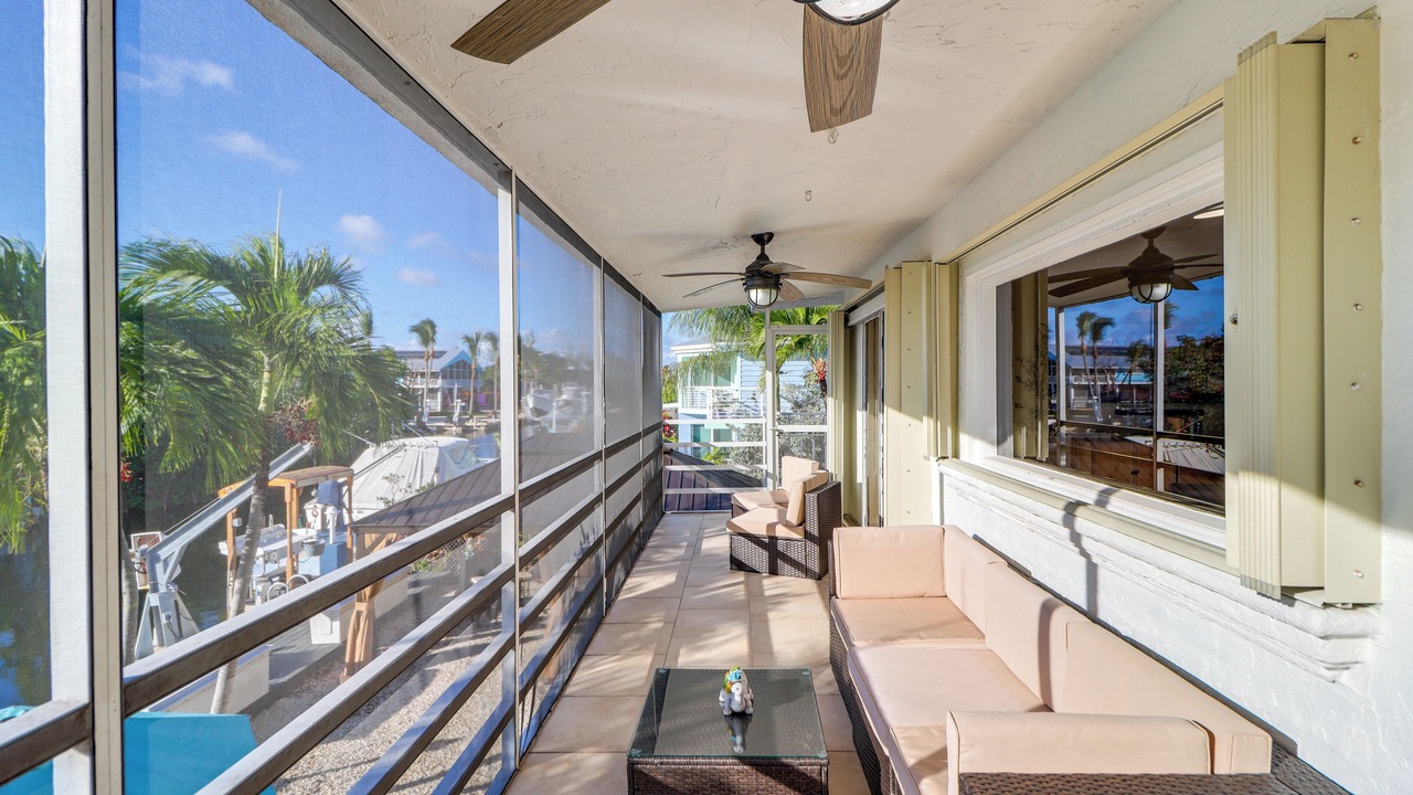 Photo of Patio Balcony in Twin Lakes