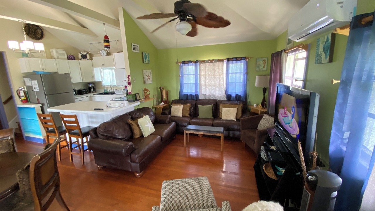 Photo of Livingroom in Cudjoe Key