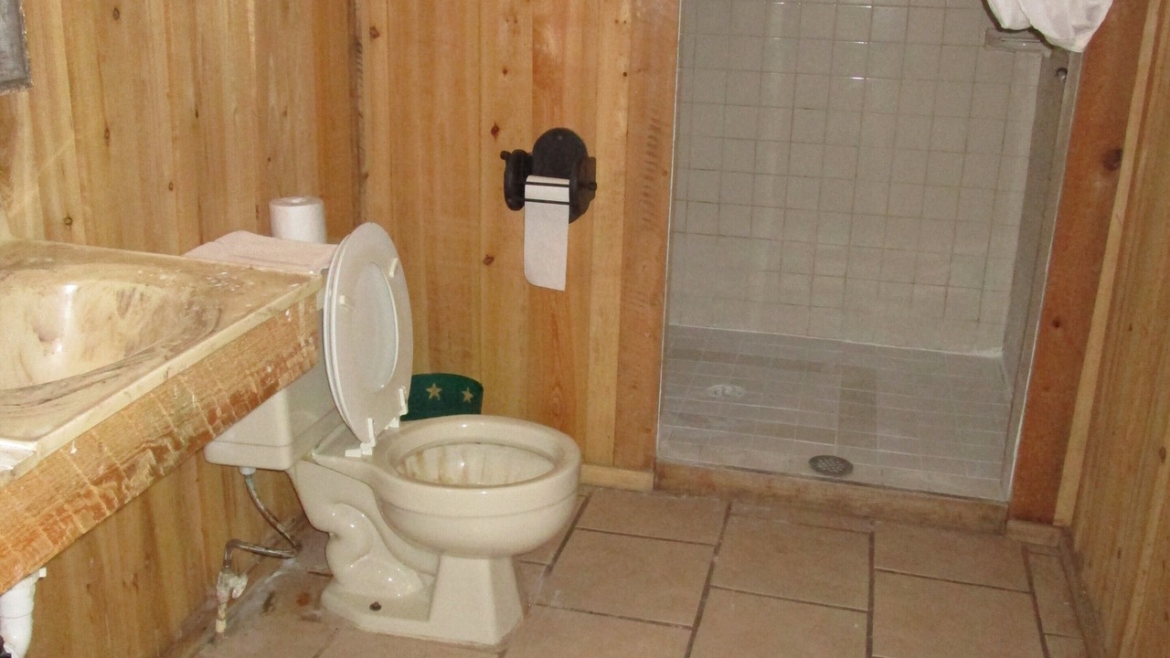 Photo of Bathroom in Mayo