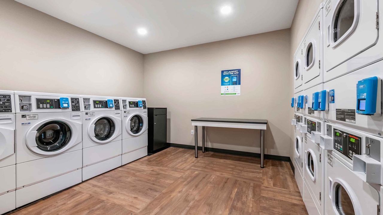 Photo of Bedroom in Trailer Estates