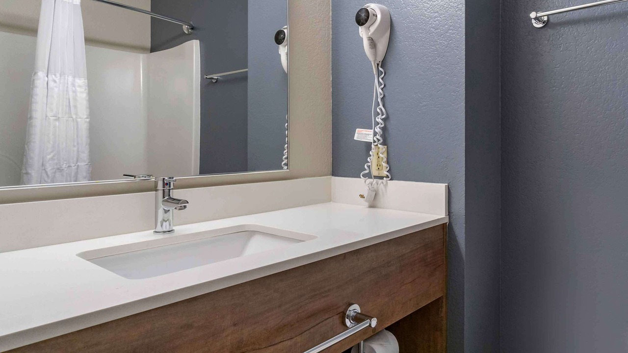Photo of Bathroom in Trailer Estates