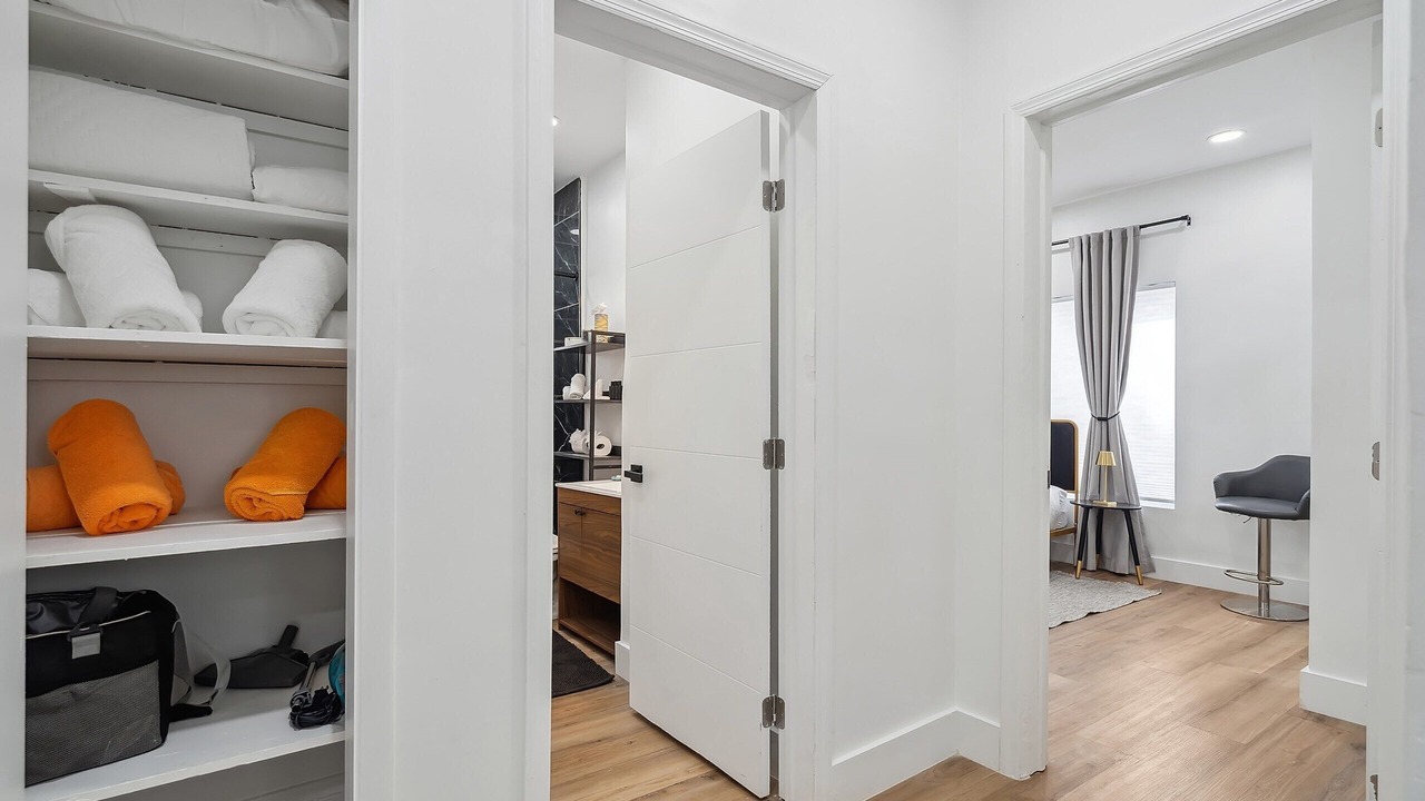 Photo of Bedroom in Hollywood South Central Beach