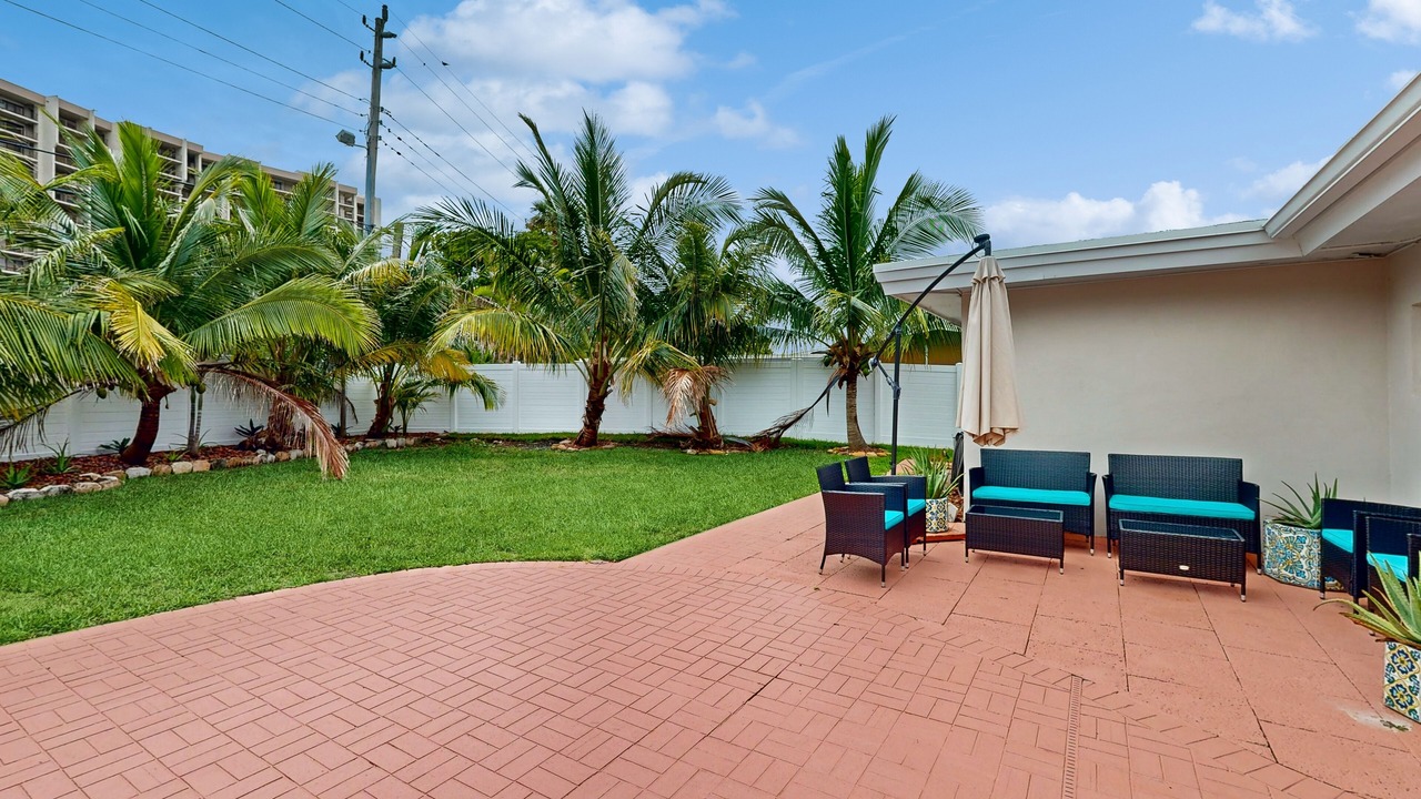 Photo of Patio Balcony in Bel Air