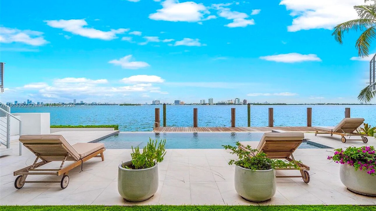 Photo of Outdoor in Miami Shores
