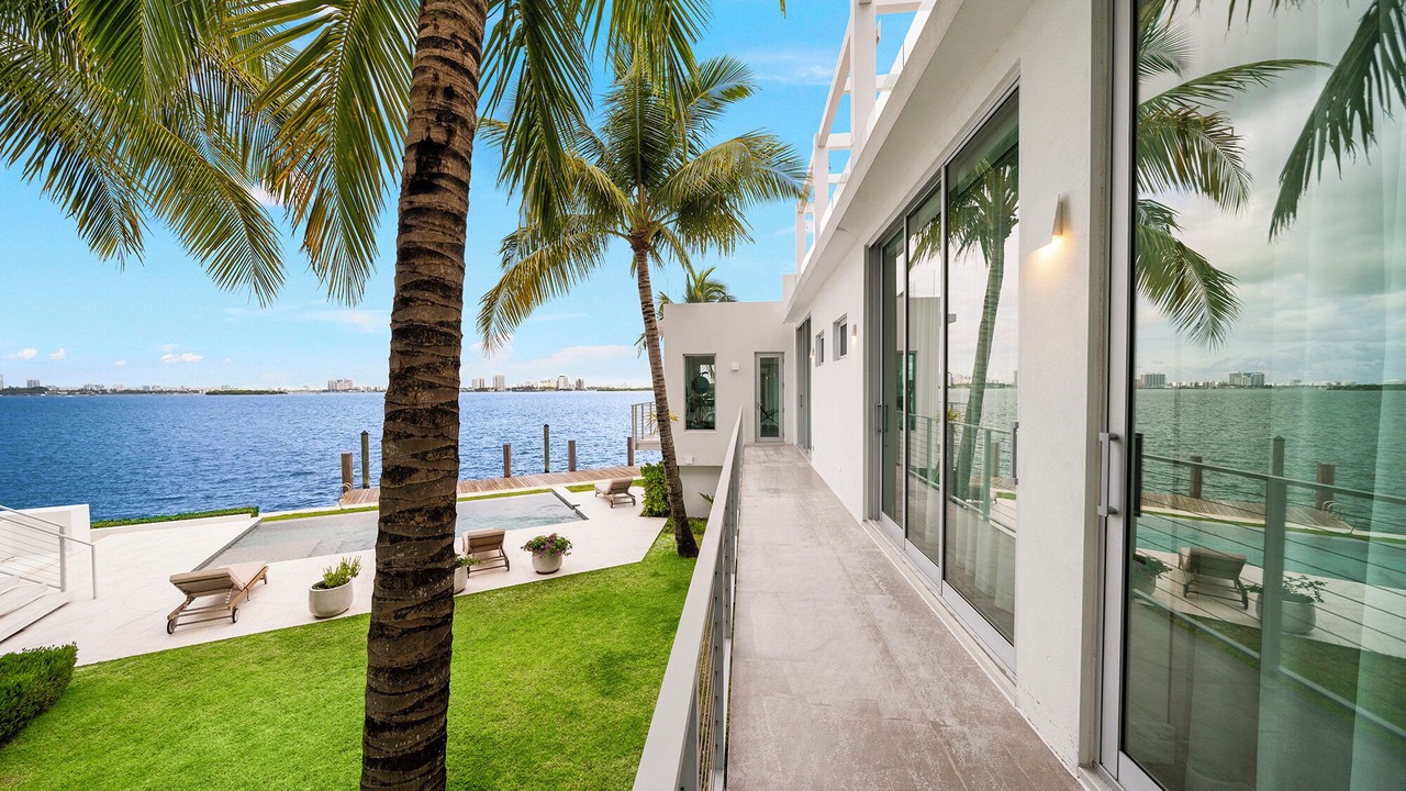 Photo of Patio Balcony in Miami Shores