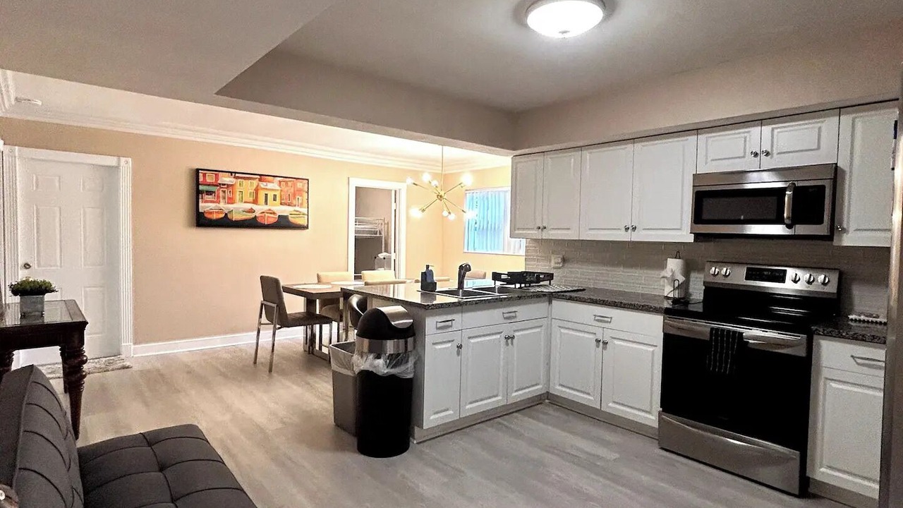 Photo of Kitchen in Lauderhill