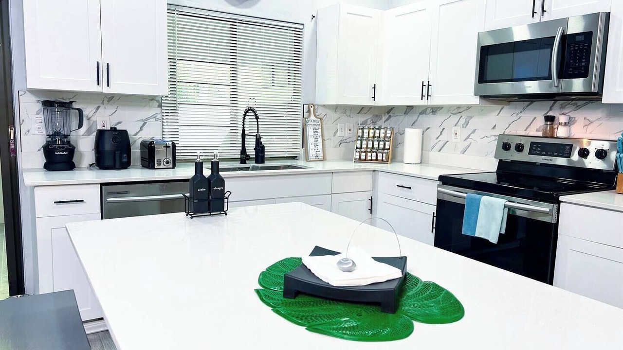 Photo of Kitchen in Lochmoor Waterway Estates