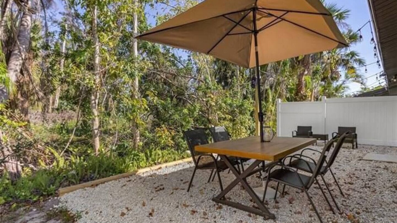 Photo of Outdoor in Lochmoor Waterway Estates