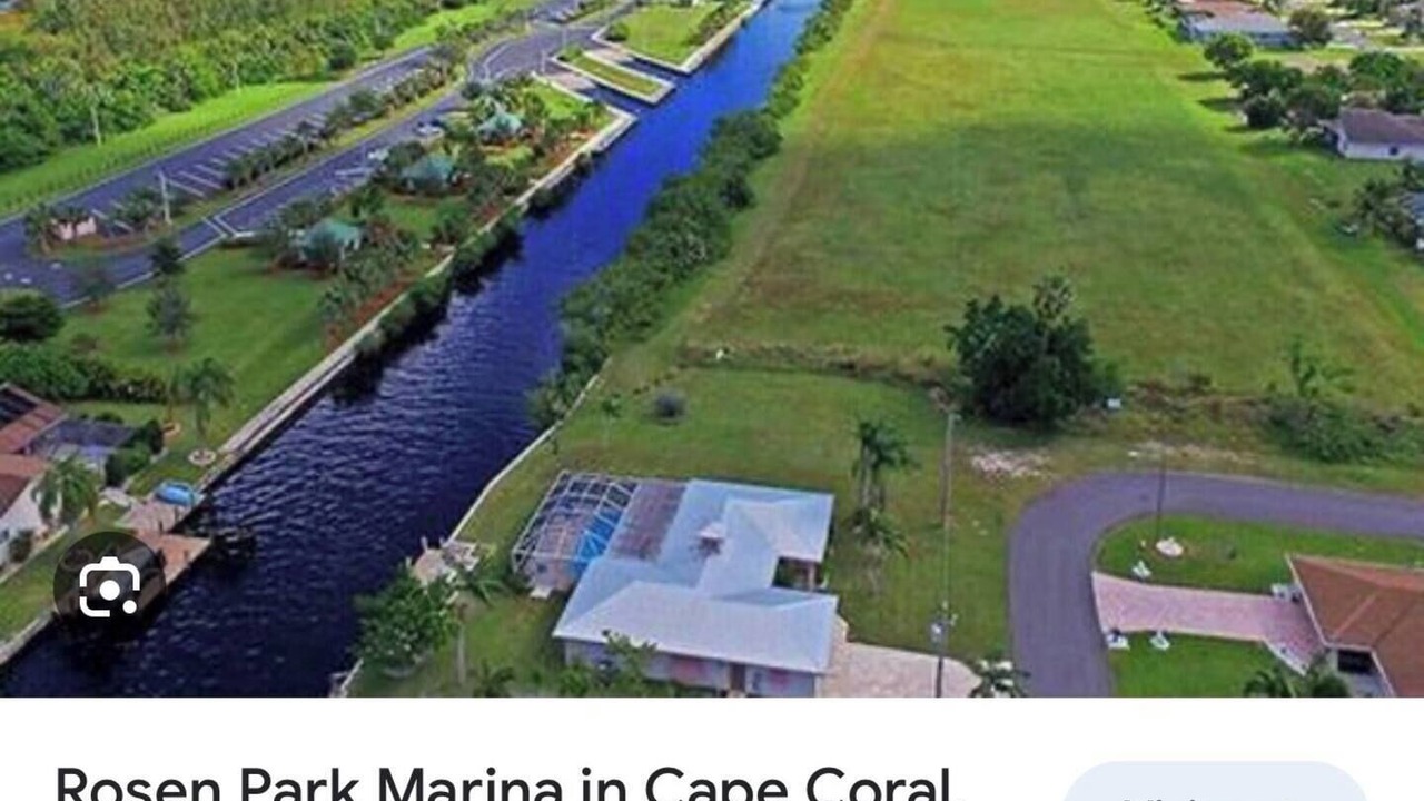 Photo of Outdoor in Lochmoor Waterway Estates