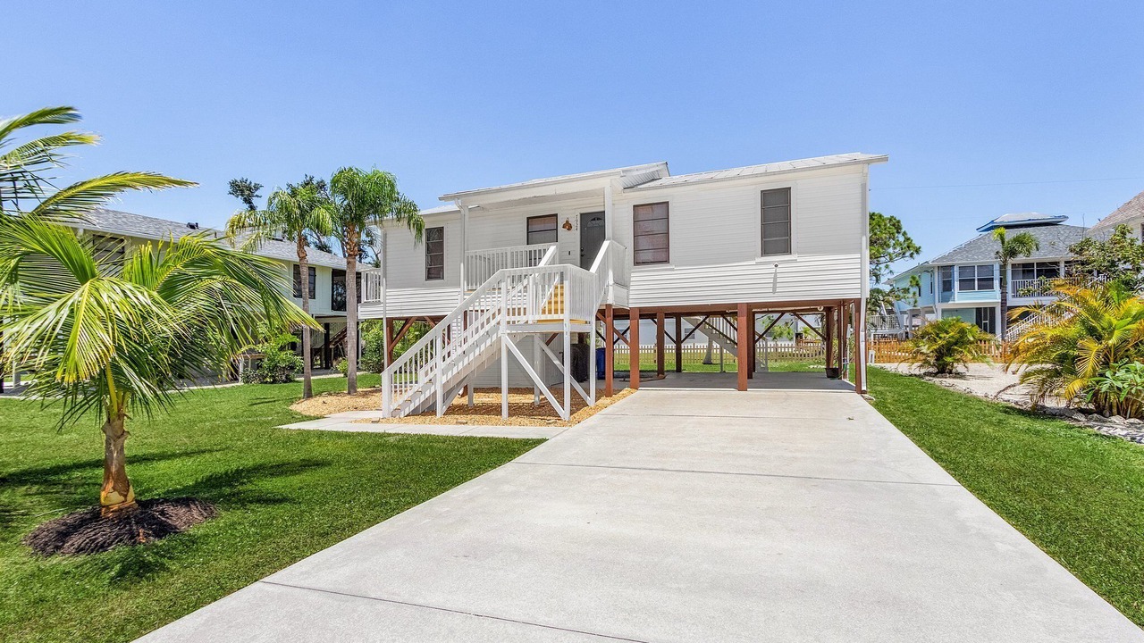 Photo of Outdoor in Bokeelia