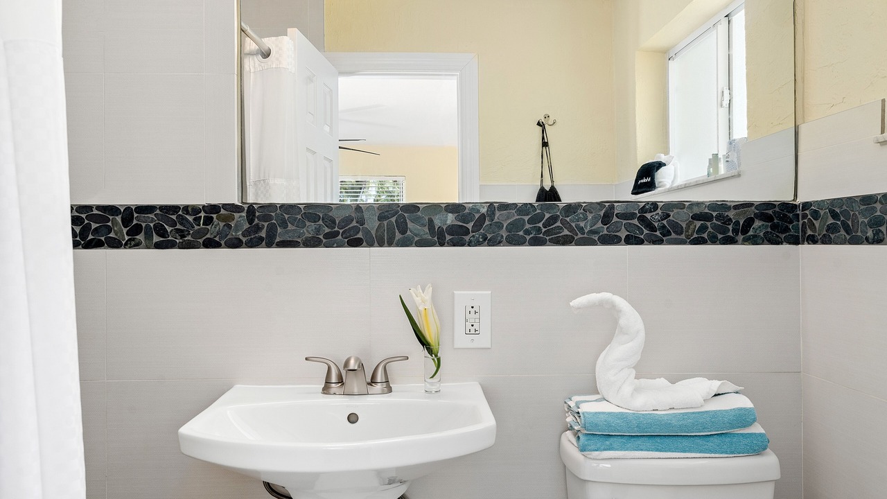 Photo of Bathroom in Rock Harbor