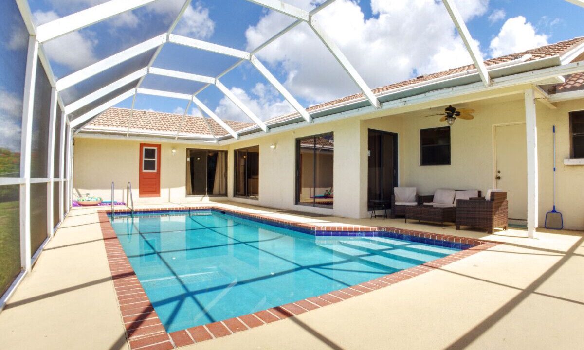Photo of Outdoor in Lake Clarke Shores