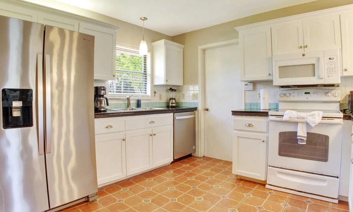 Photo of Kitchen in Lake Clarke Shores