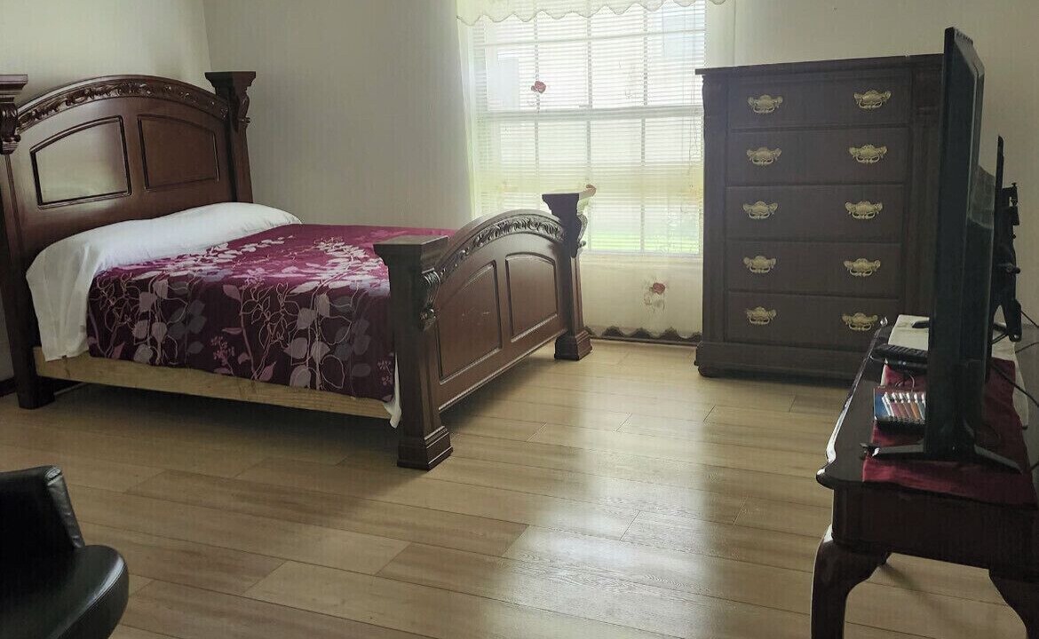 Photo of Bedroom in Northwest Orlando