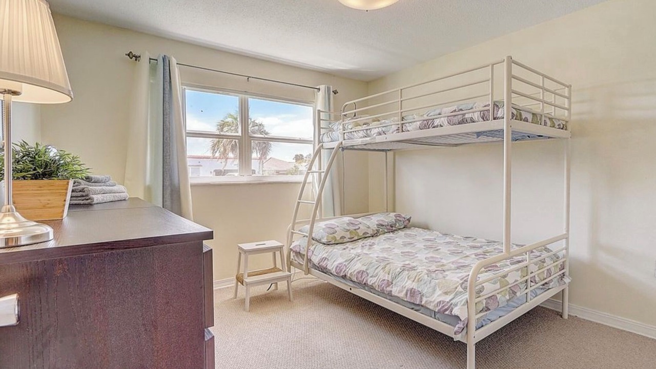 Photo of Bedroom in Bayview Park