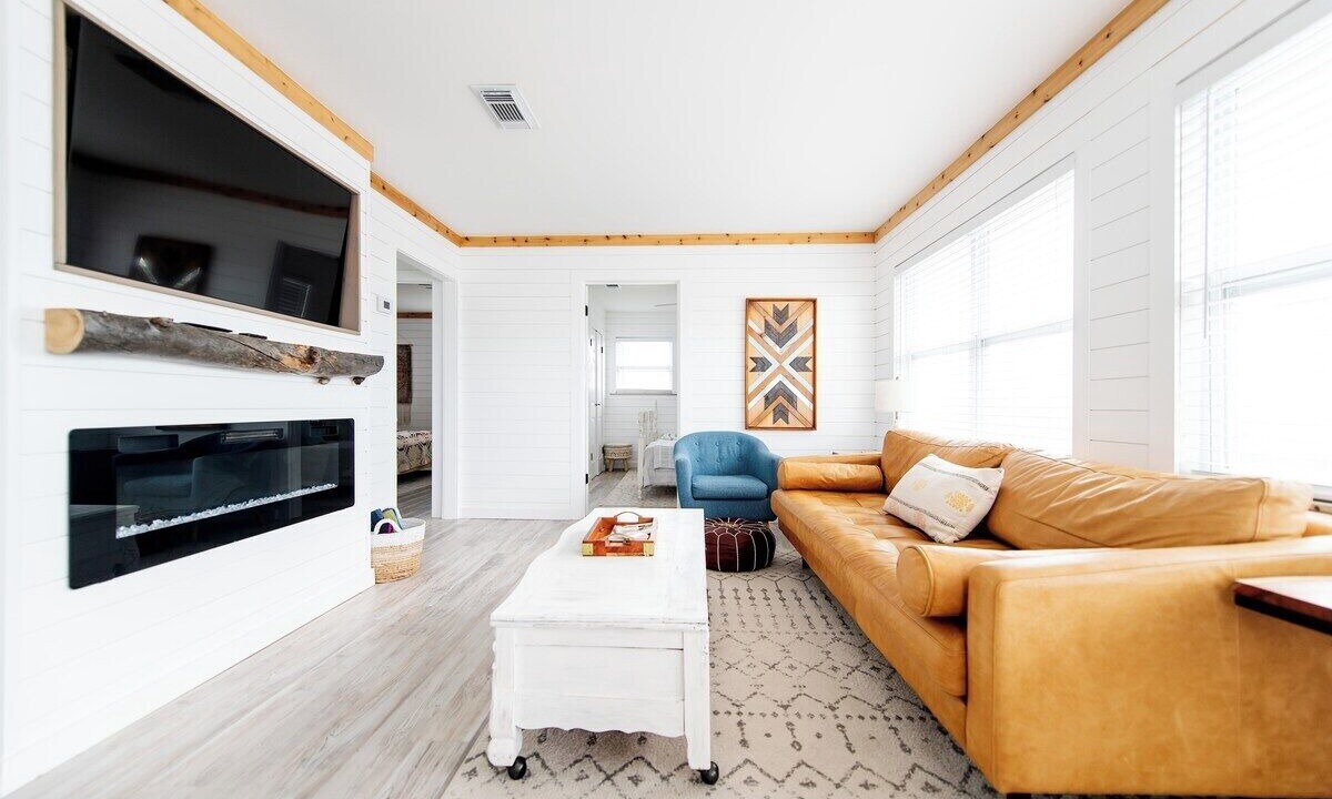 Photo of Livingroom in Fort Morgan Pines