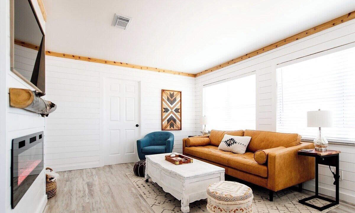 Photo of Livingroom in Fort Morgan Pines