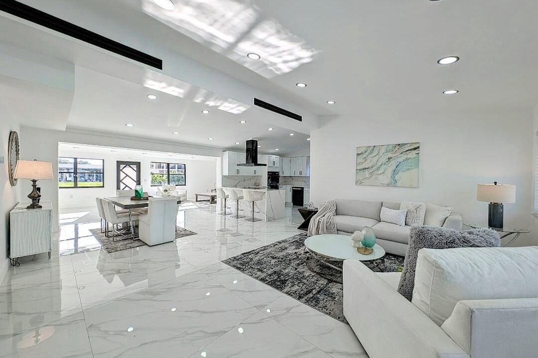Photo of Livingroom in Sunset