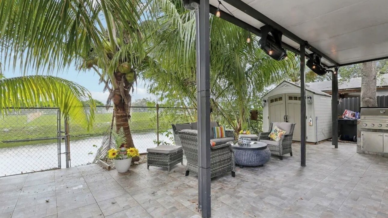 Photo of Outdoor in Opa-Locka