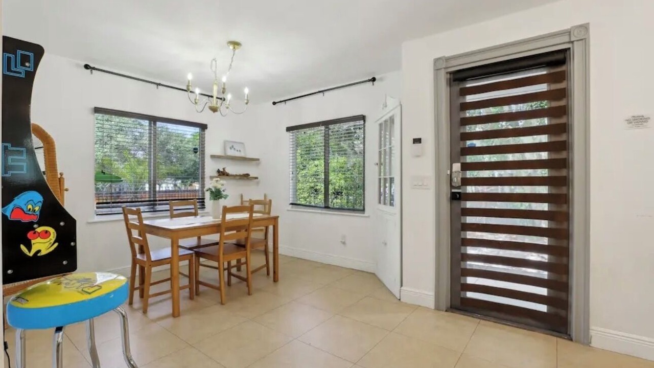 Photo of Bedroom in Opa-Locka