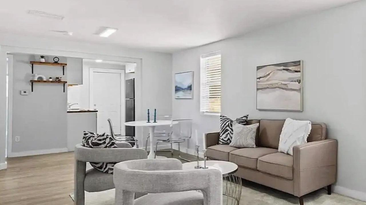 Photo of Livingroom in Tallahassee