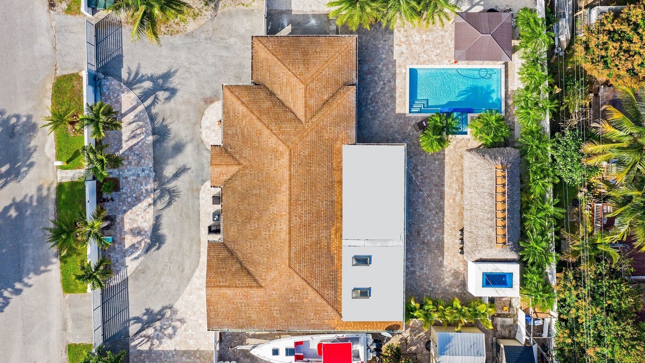 Photo of Outdoor in Lake Clarke Shores