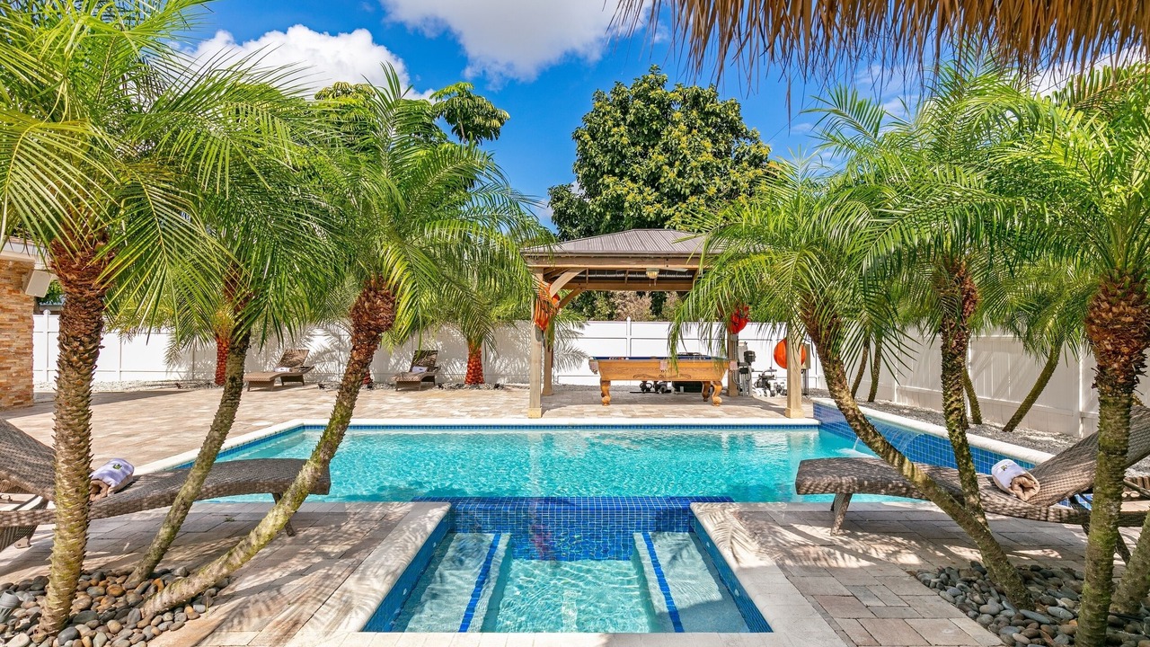 Photo of Outdoor in Lake Clarke Shores