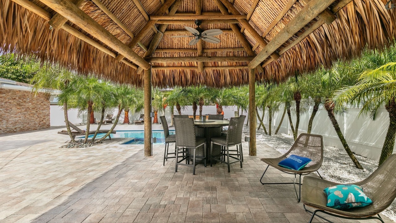 Photo of Patio Balcony in Lake Clarke Shores