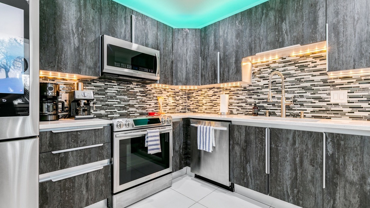 Photo of Kitchen in Lake Clarke Shores