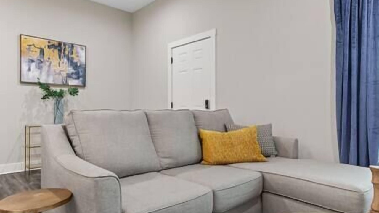 Photo of Livingroom in Madison