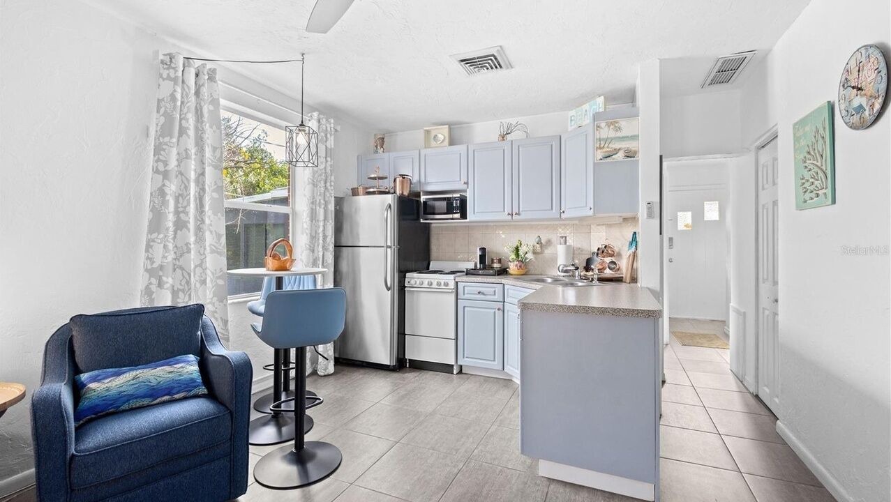 Photo of Kitchen in Golden Beach