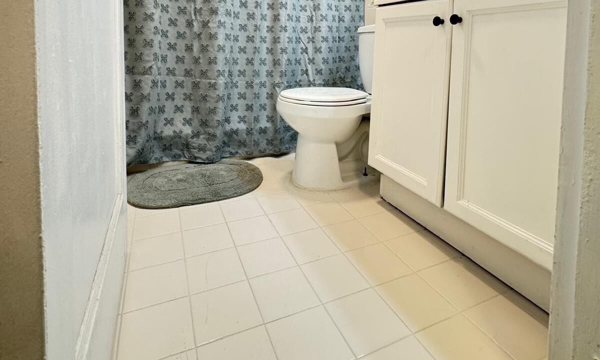 Photo of Bathroom in Croissant Park