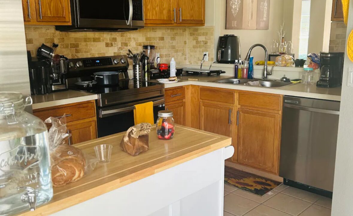 Photo of Kitchen in Deltona Lakes