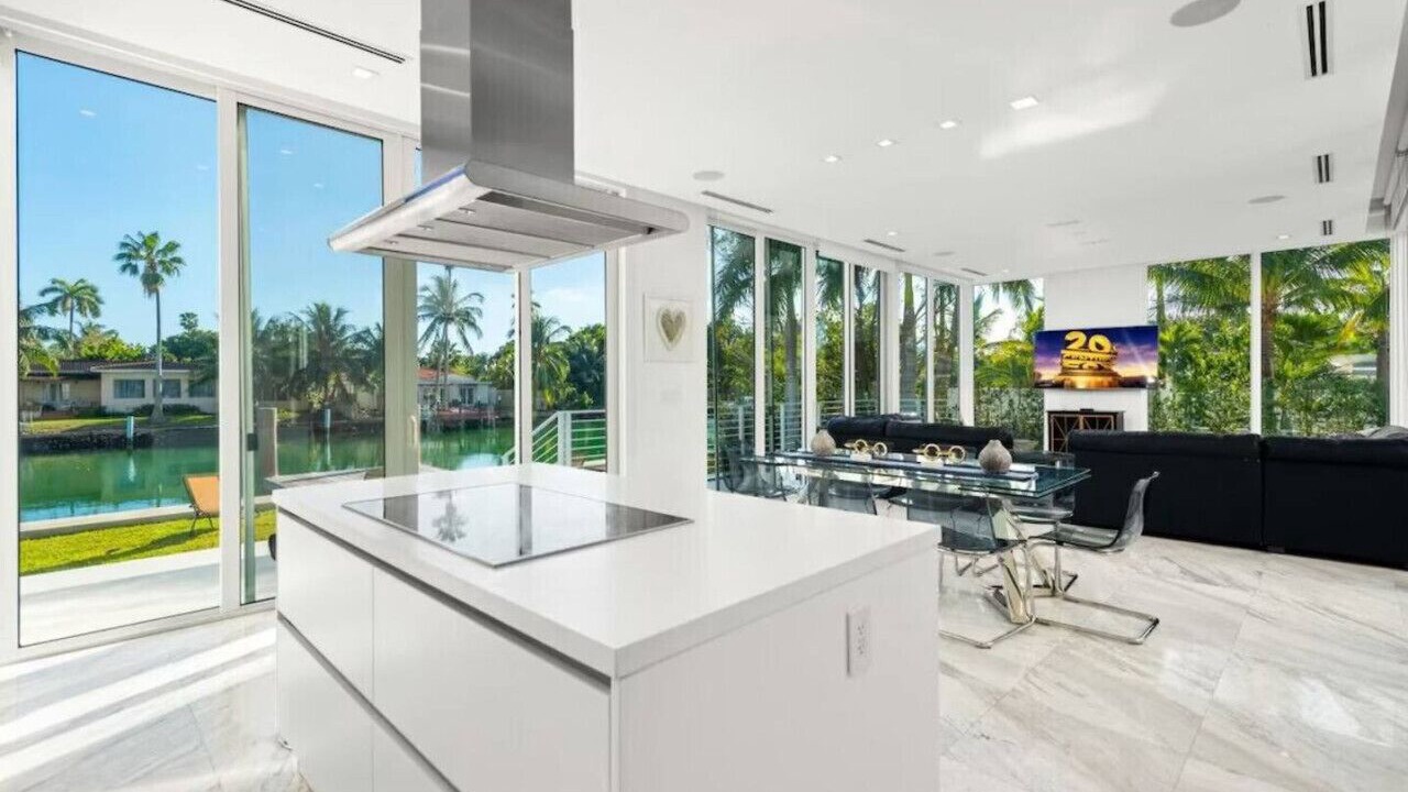 Photo of Kitchen in North Bay Village