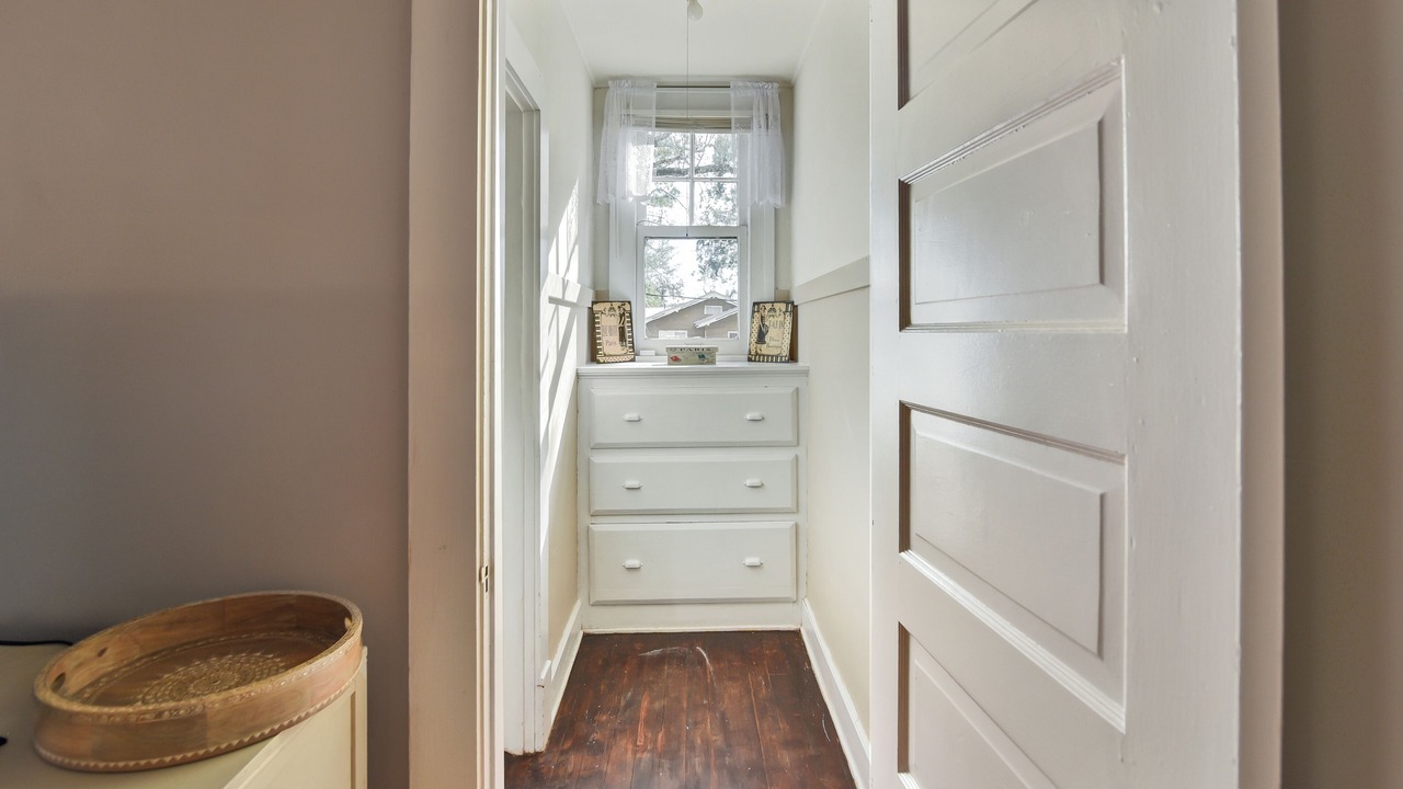 Photo of Bedroom in Arcadia Historic District
