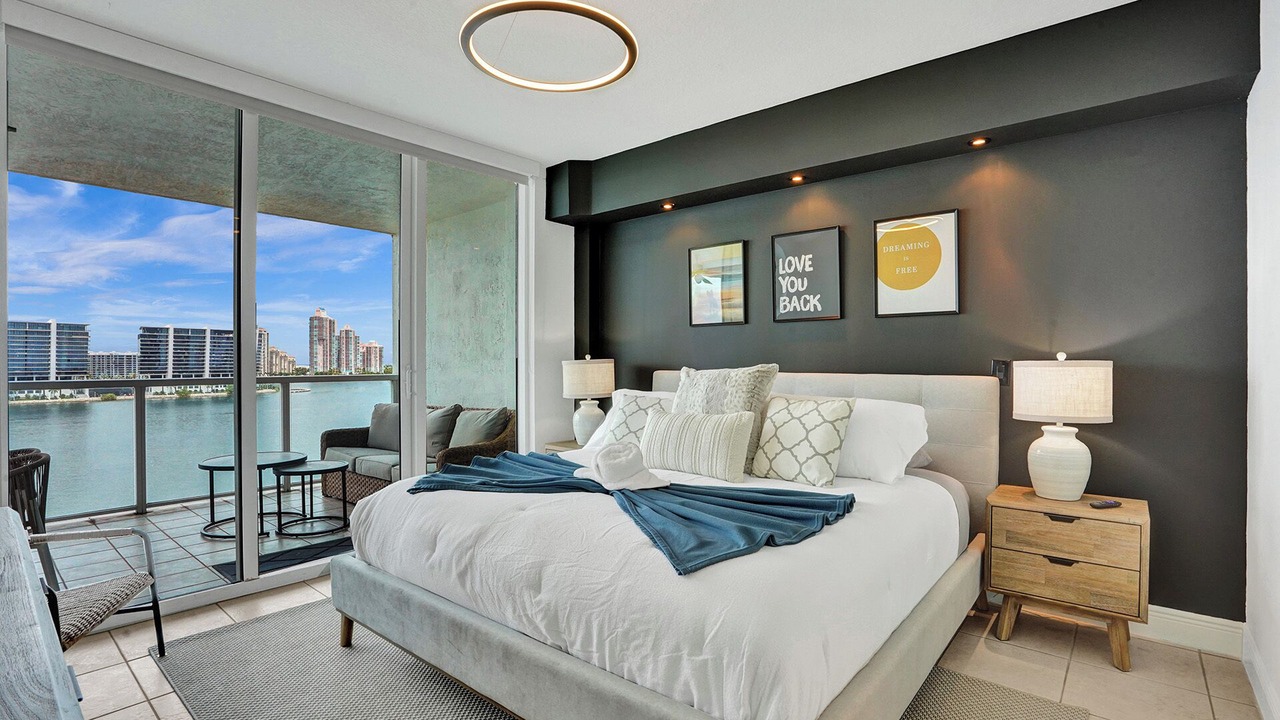 Photo of Others in Sunny Isles Beach